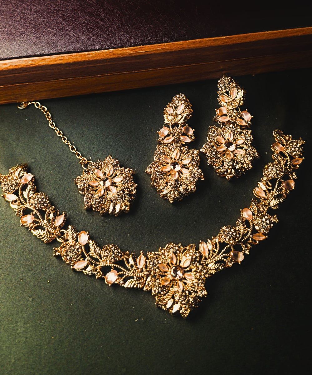 Floral Climber Necklace Set